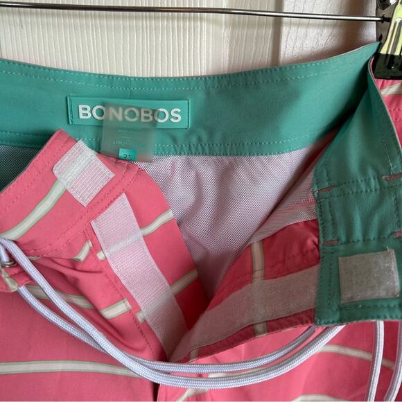 Bonobos Men’s Pink and White Striped Swim Trunks - Picture 3 of 5